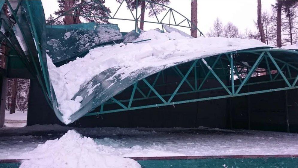 Провисший навес